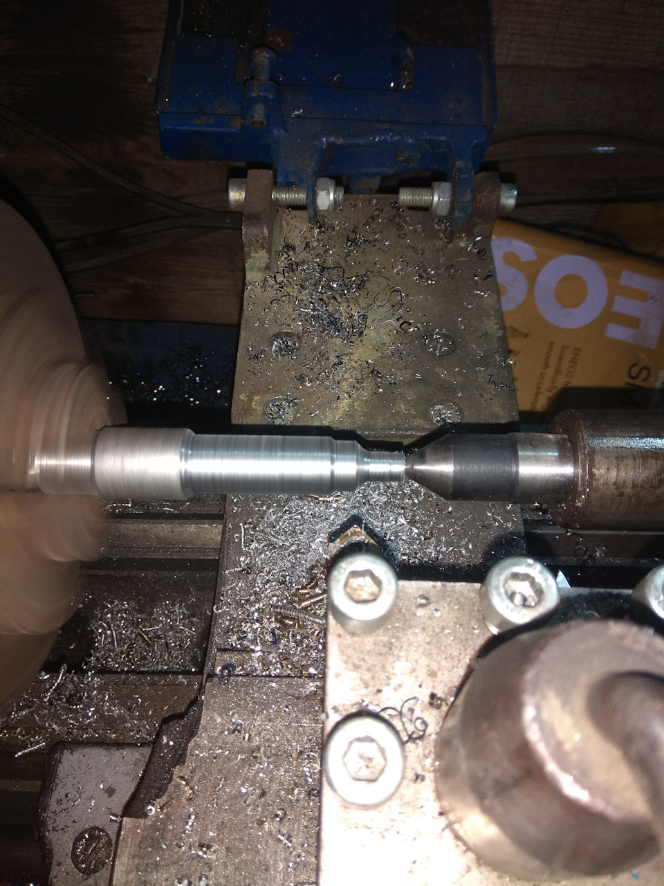 Все началось с пузырьков в расширитель…4 пузыри идут. Проверяем трещины ...