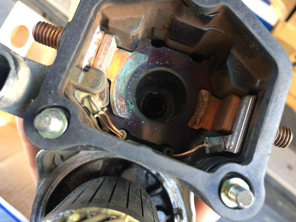 Пятаки — Toyota Sequoia (1G)