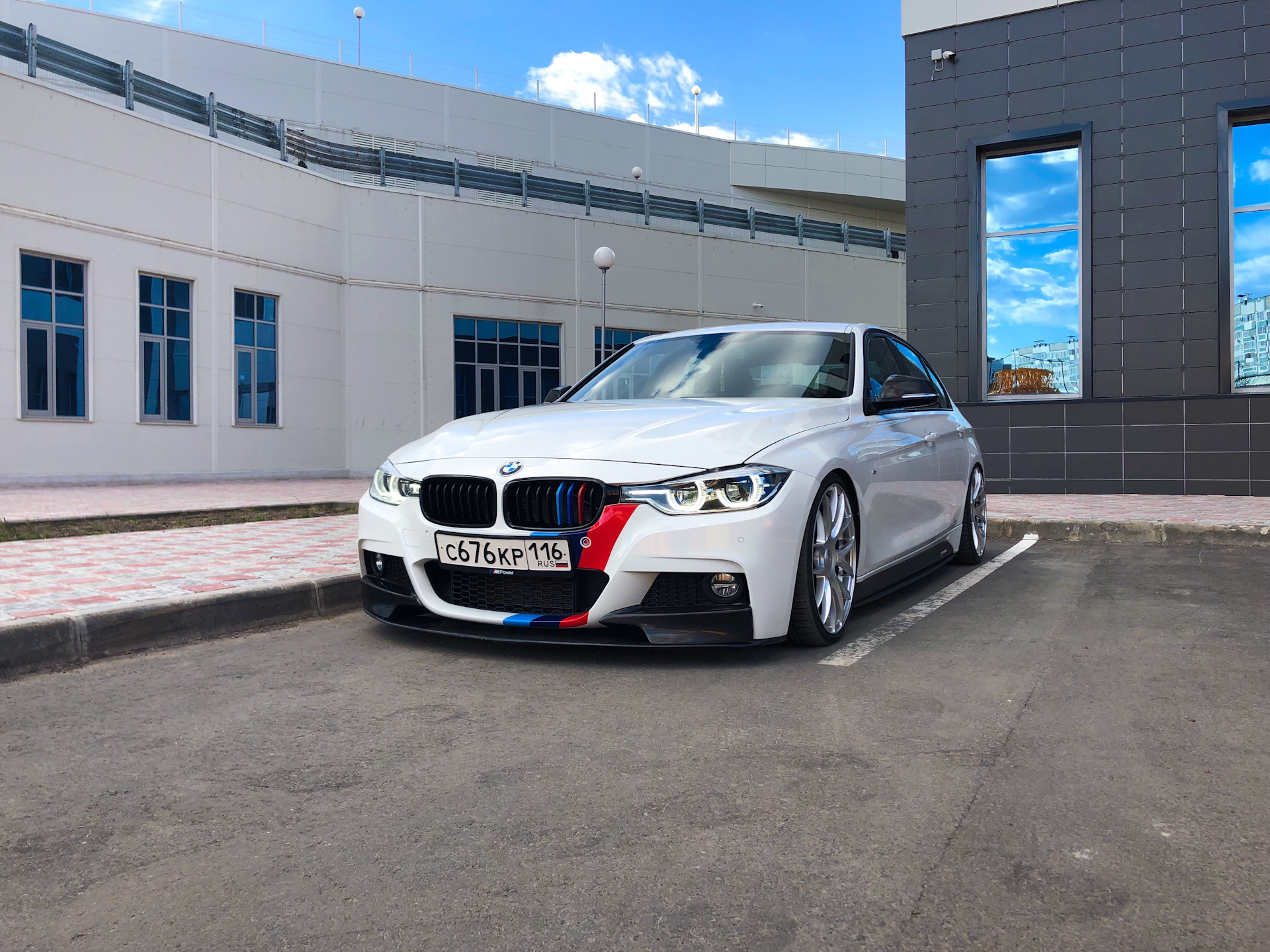 Бмв ф30. БМВ f30 Performance. BMW m3 f30 m Performance. BMW 3 f30 m Performance. BMW f30 m Performance White.