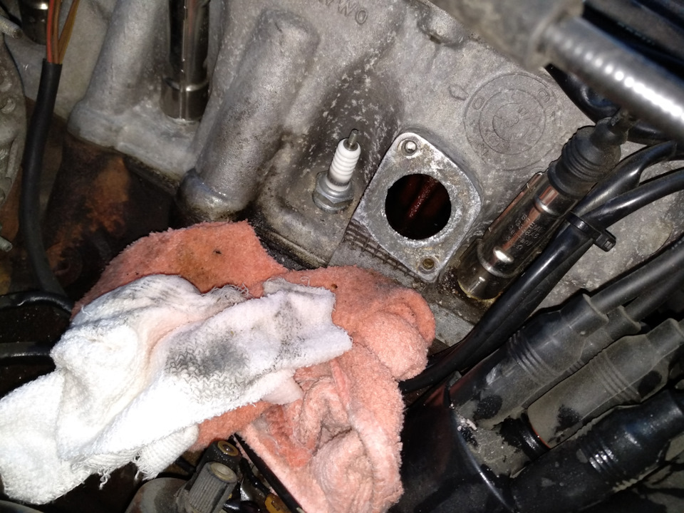 Утепление дверных проёмов (уплотнители от газели NEXT) — Nissan Mistral ...