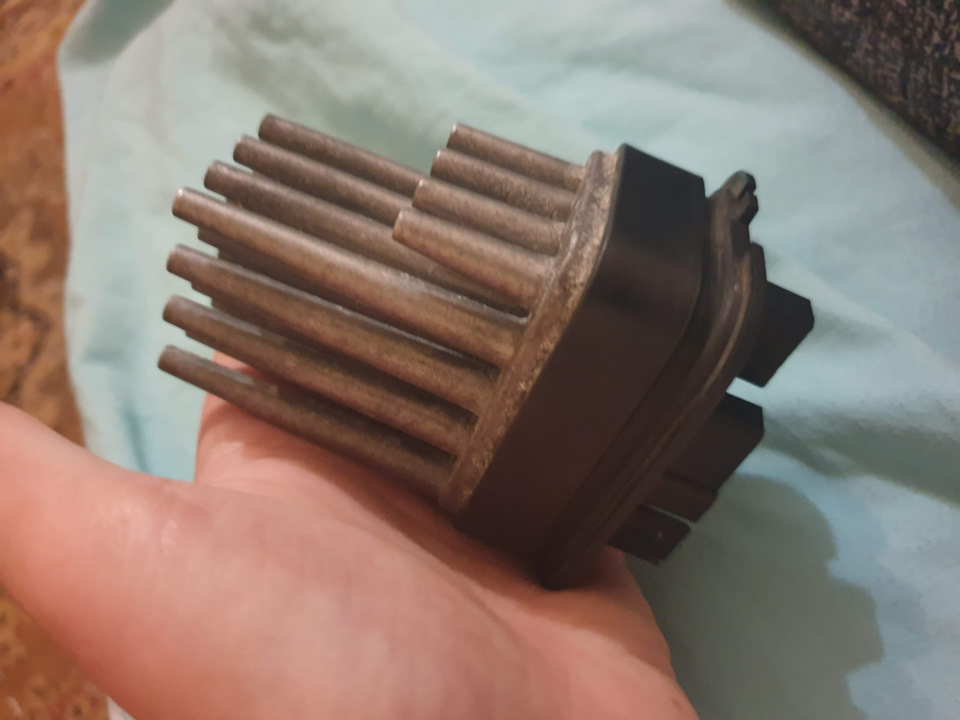 Реастат или почему не работает кондиционер — Opel Omega B, 2,2 л., 2003 ...