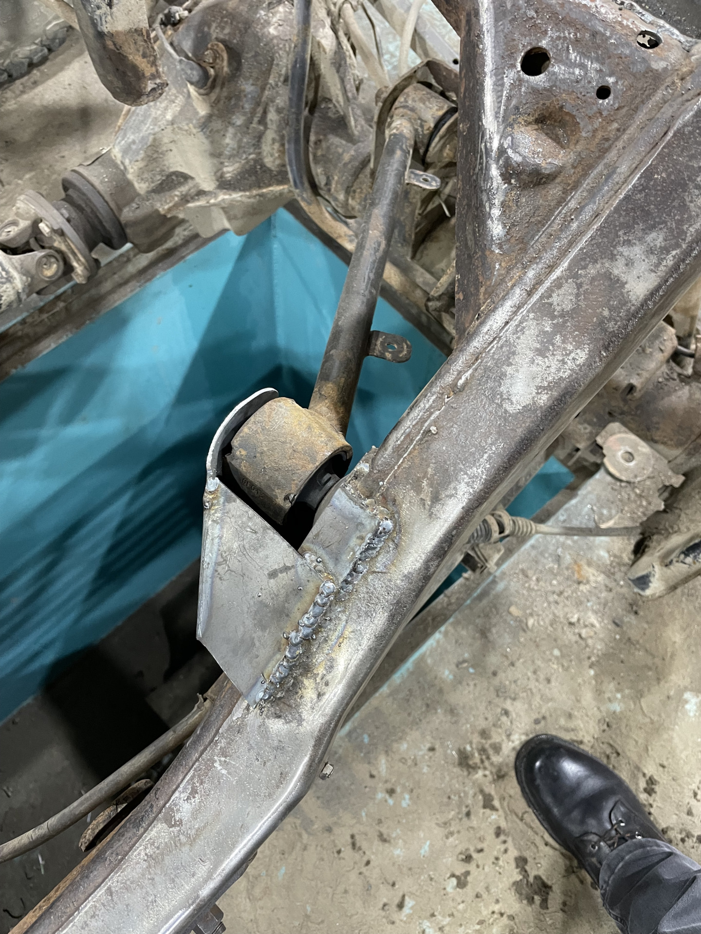 Купить Раму Опель Фронтера Б