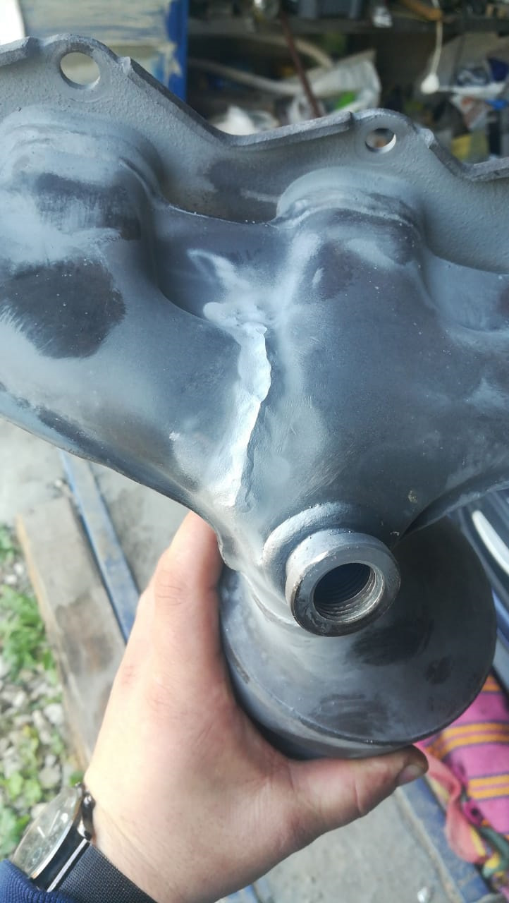 Трещина в выпускном коллекторе, CFNA 1,6 — Volkswagen Polo Sedan, 1,6 л ...