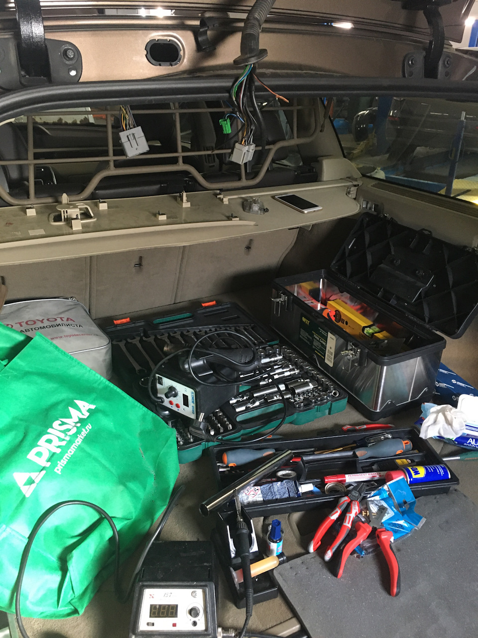 Устранение проблемы с электроприводом пятой двери (багажника) — Volvo ...