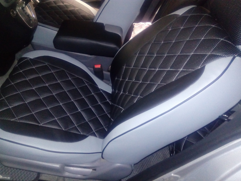 Купить Сиденья Хонда Стрим