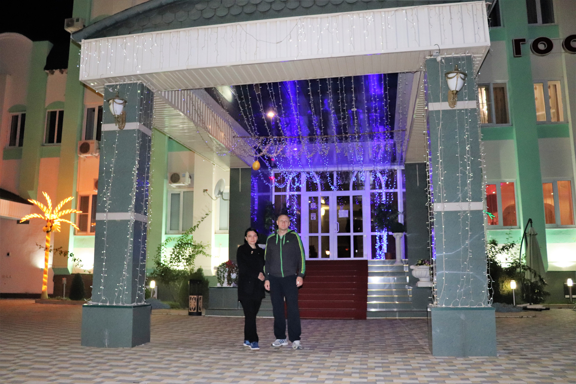 Национал ресторан карачаевск. Гостиница астория карачаевск. Кафе националь карачаевск. Кчр кафе националь. Гостиница националь домбай.