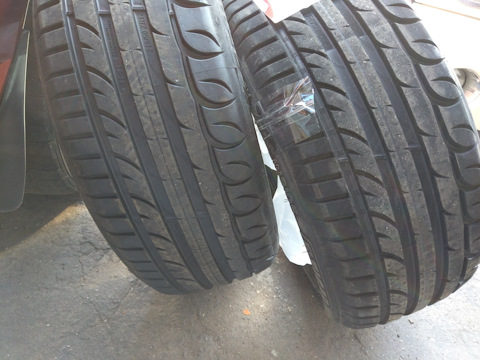 Tigar high отзывы. 215 50 17 Tigar UHP. Tigar UHP 215/50 r17. Tigar Ultra High Performance 215/50 r17. Tigar syneris 215/50r17 95w.