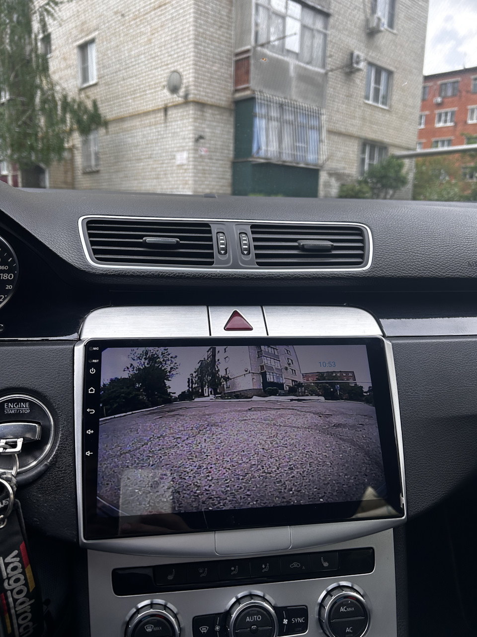 Камера переднего вида — Volkswagen Passat B6, 1,8 л, 2009 года | тюнинг ...