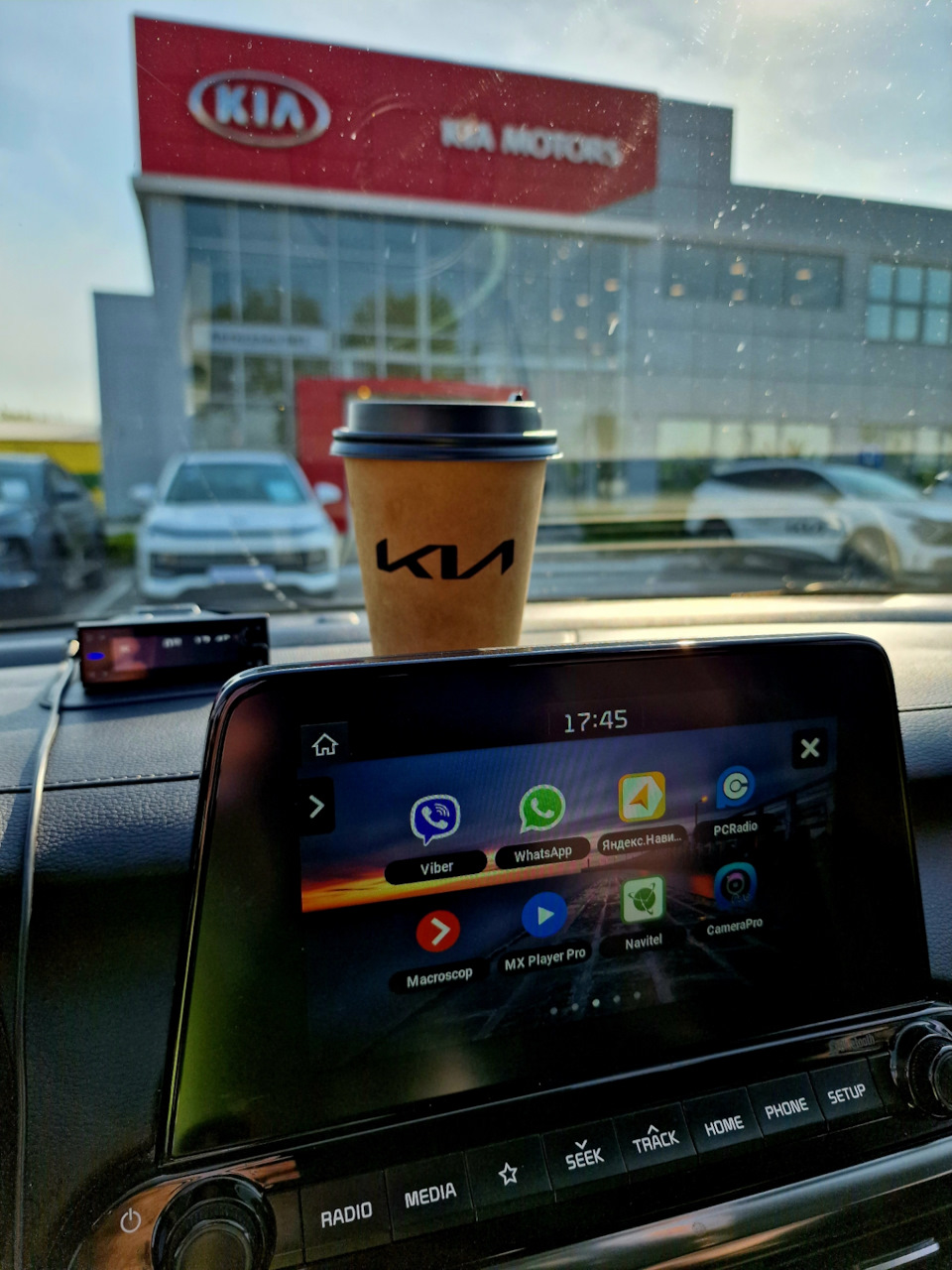 ЗАМЕНА АНТЕНЫ ОТКРЫТИЯ БАГАЖНИКА — KIA Cerato (4G), 2 л, 2019 года ...