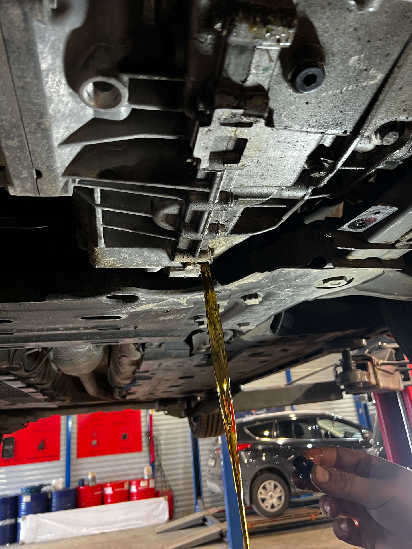 Замена масла в Powershift Renault Talisman DW6 6DCT450 — Motul Team на ...