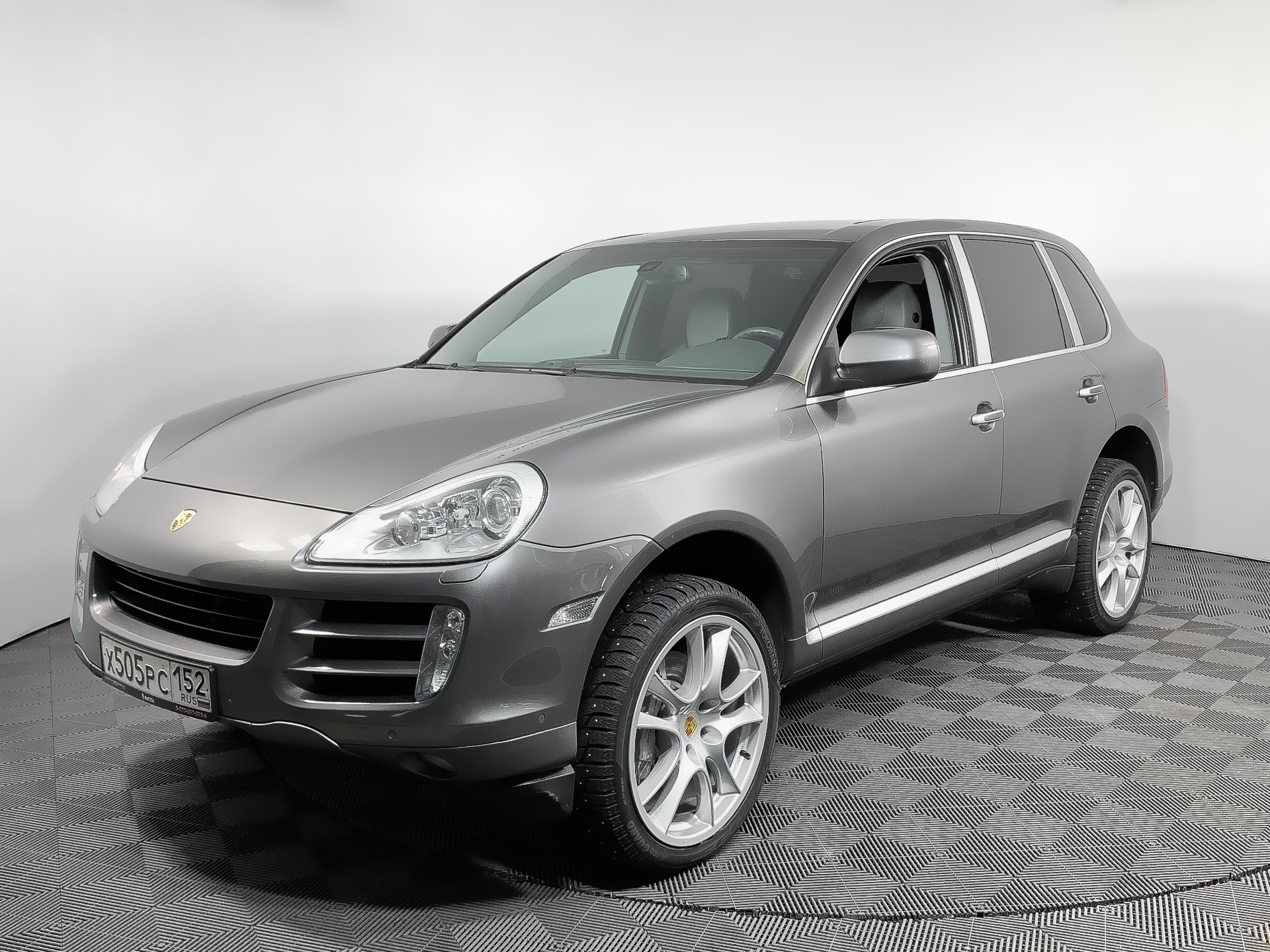 Кайен новгород. Порше кайен 1999. Порше кайен 2004 черный. Авторазборка porsche cayenne нижний новгород. Porsche cayenne 955 turbo.