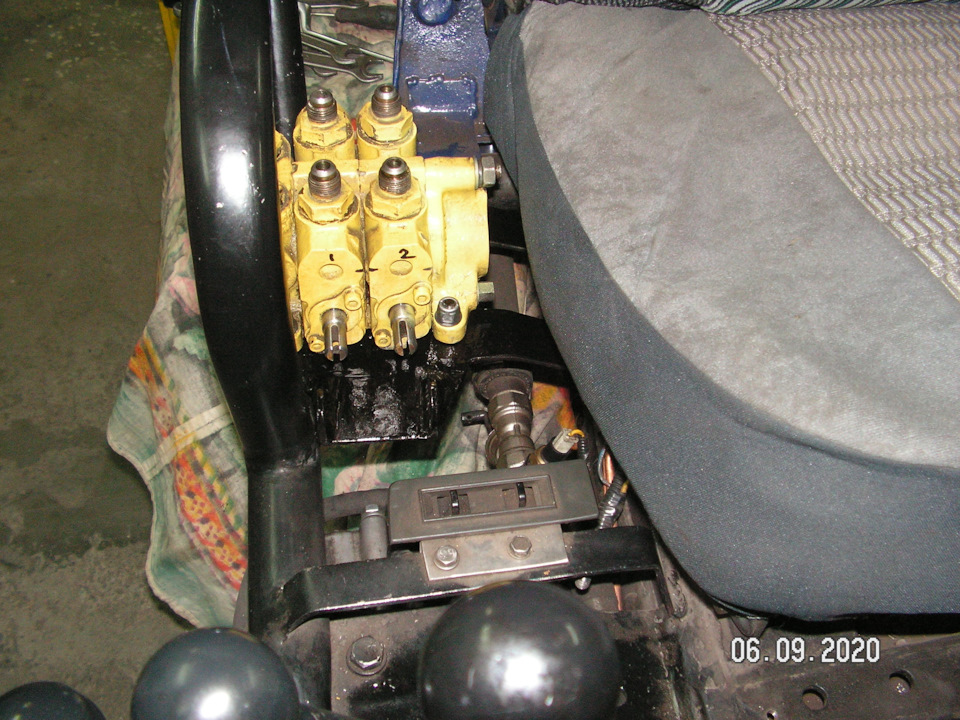 Фото в бортжурнале Самодельный минитрактор