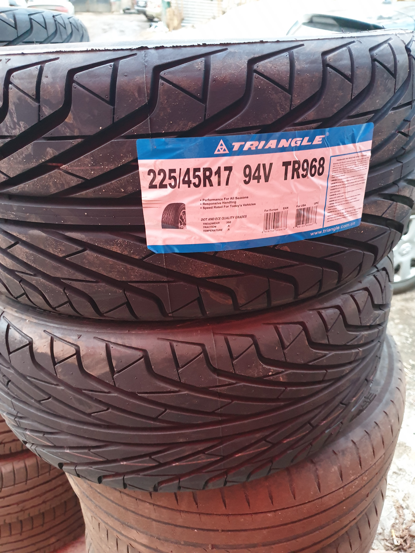 Шины триангл 225 45 18. Триангл 701. Triangle tr918 225/45 r18. Triangle 918. Triangle tr918 225/45 r18.