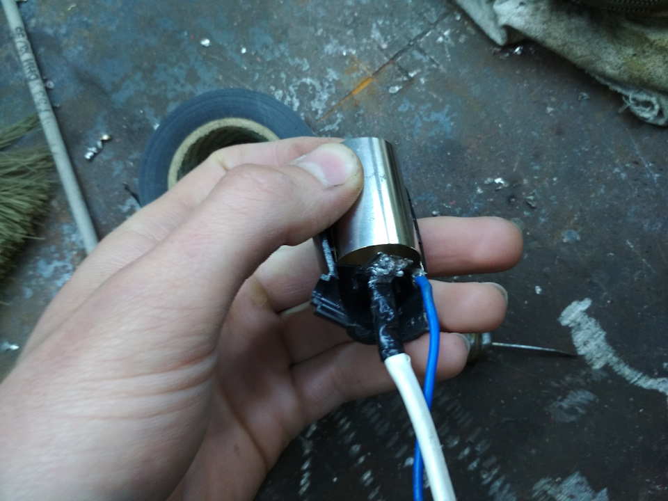 Сырость в багажнике — Peugeot 405, 1,6 л, 1988 года | кузовной ремонт ...