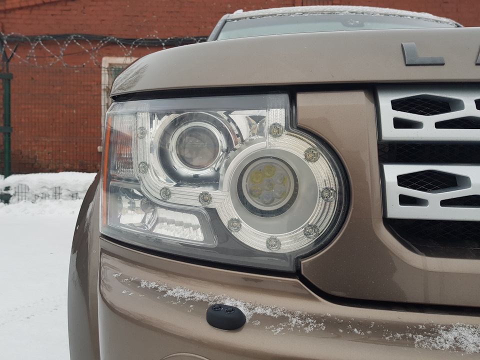 Ленд ровер вок 2010 лампа ближнего света. Регулировка фар на дискавери 3. Ленд ровер дискавери 4 лампочки ближнего света. Задние фары ленд ровер дискавери 3. Лампа ближнего света ленд ровер дискавери 2.