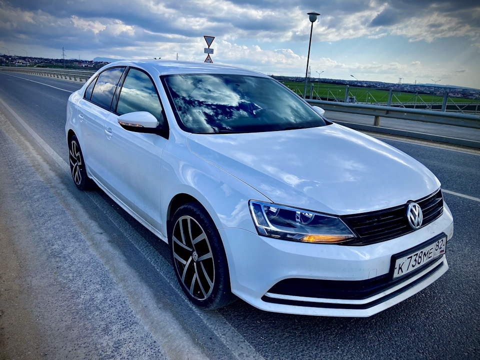 Volkswagen Jetta 2015 года