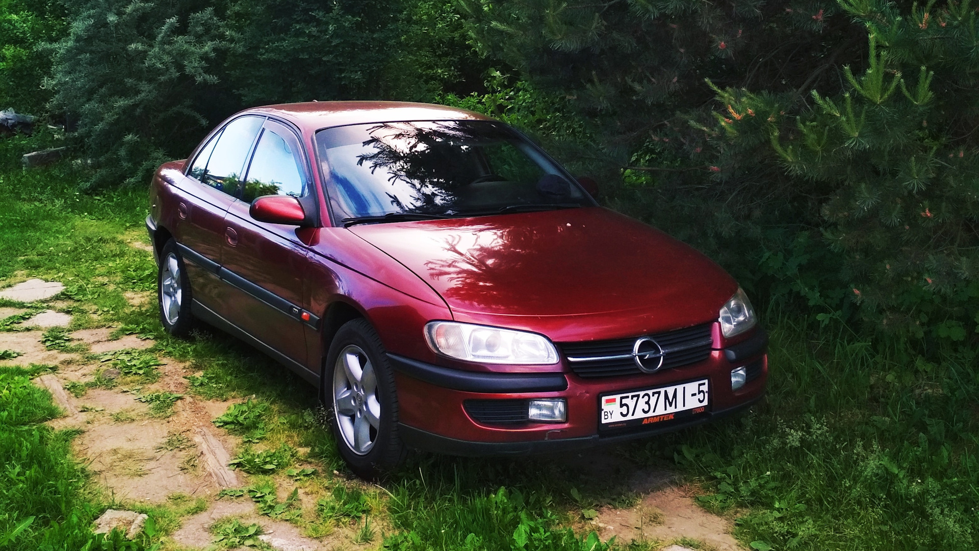 Opel Omega B 2.0 бензиновый 1998 | 