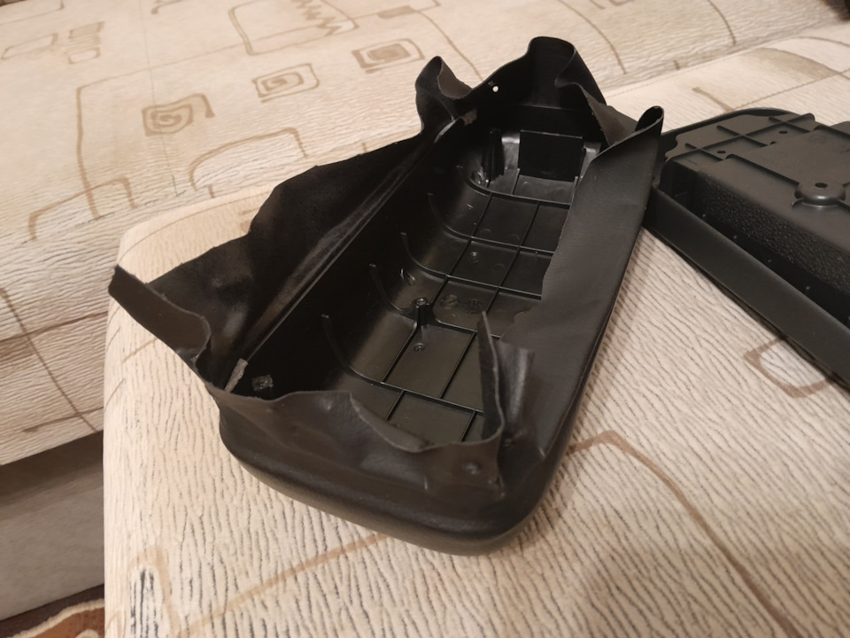 Подлокотник — Lada Приора седан, 1,6 л, 2017 года | своими руками | DRIVE2