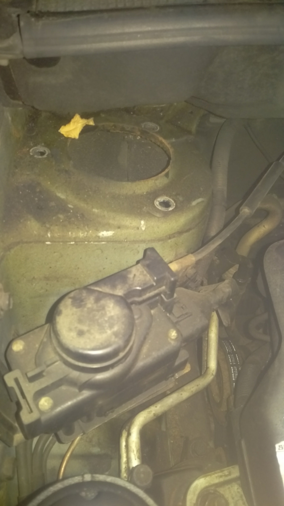 Опорный подшипник стойки — Hyundai Tucson (JM), 2 л, 2004 года ...