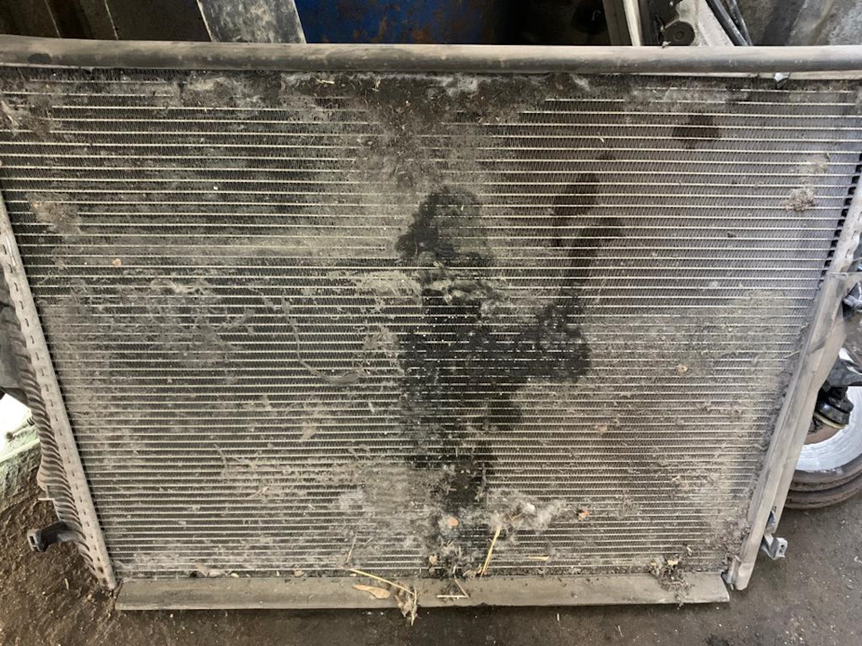 Помыл дренажи, радиаторы и кулеры. Новый антифриз. — Volkswagen Touareg ...