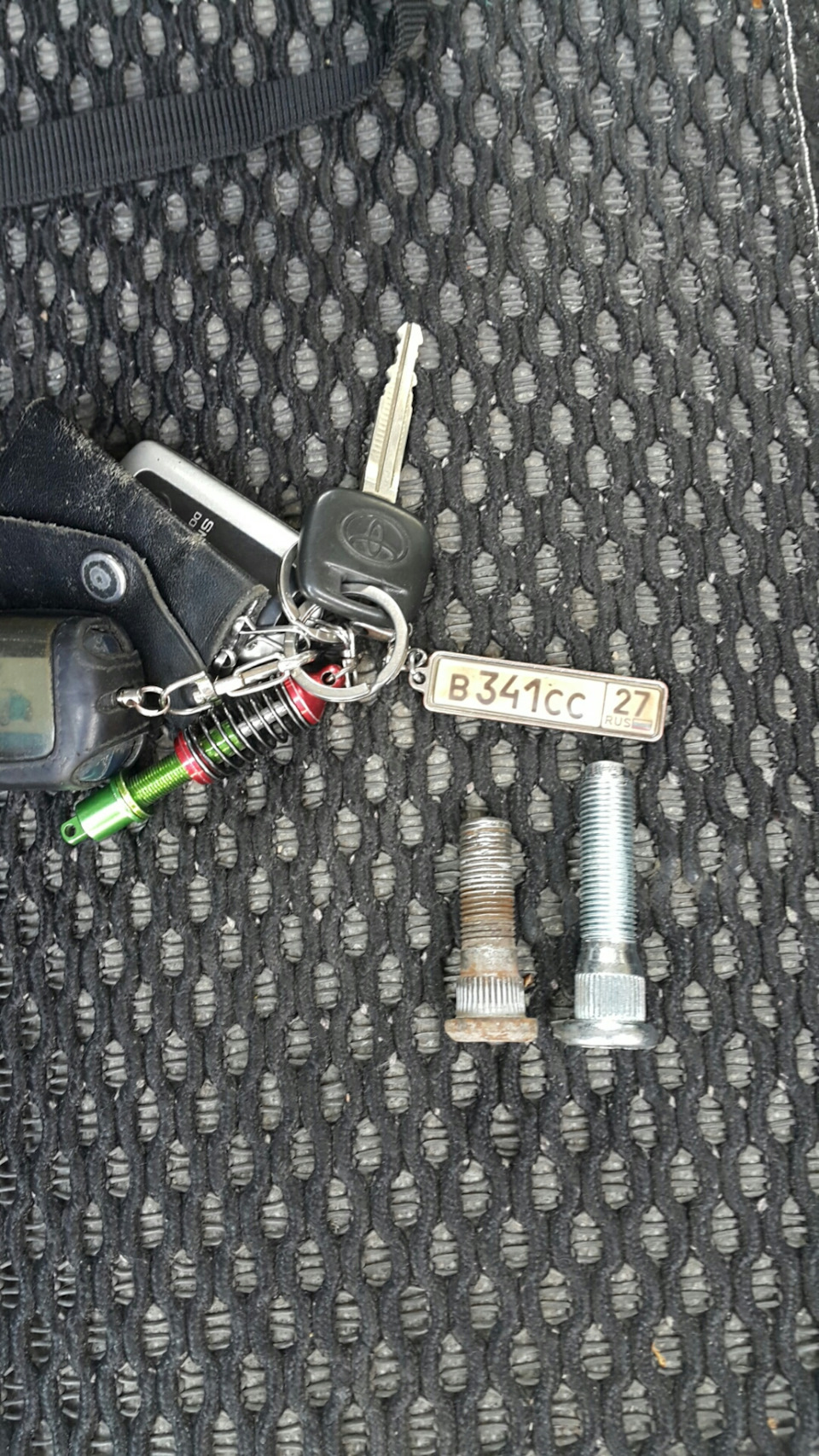 Шпильки на Кубик-рубик от Нивы — DRIVE2