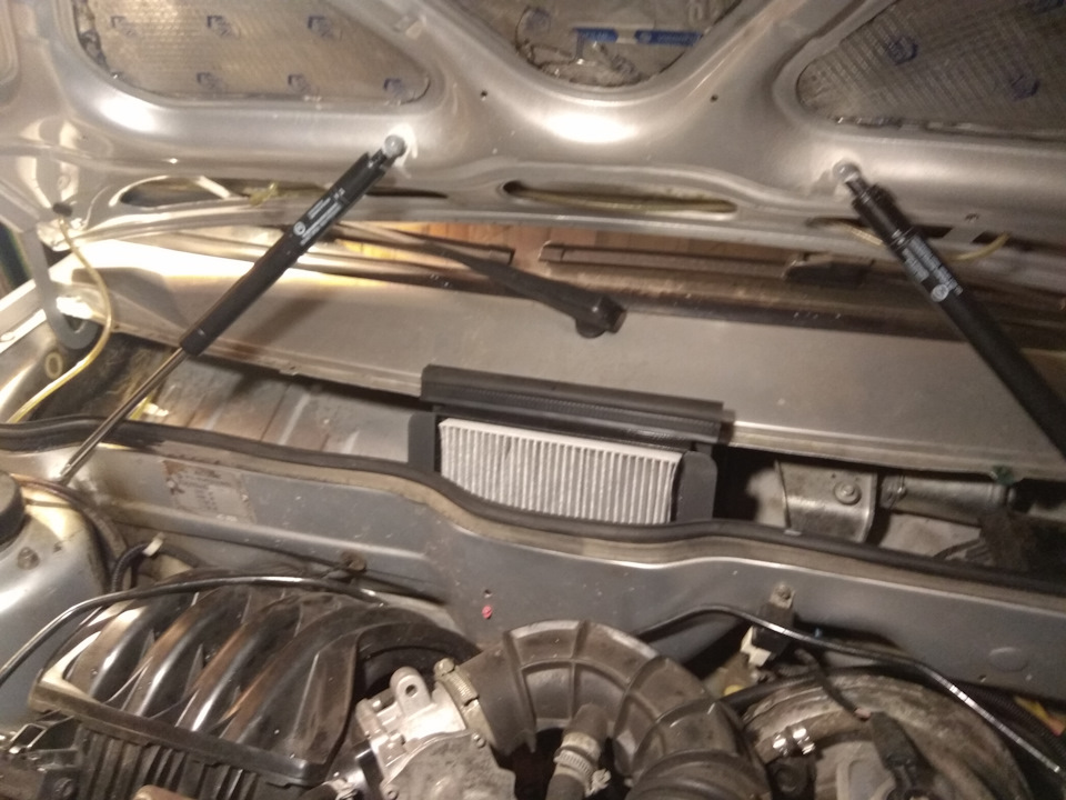 Установка адаптера салонного фильтра — Lada 2114, 1,6 л, 2012 года ...