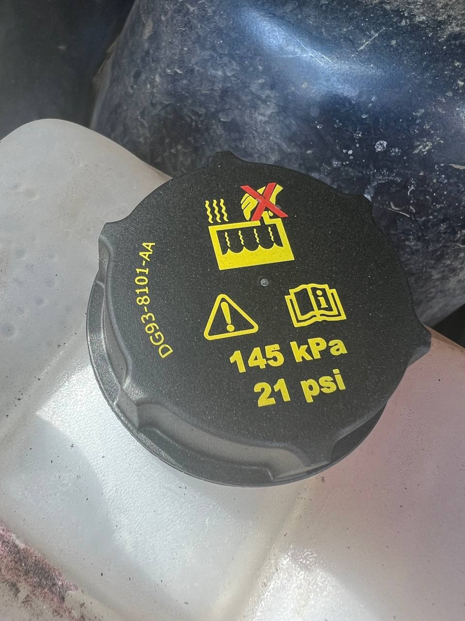 6. Решение проблемы с выдавливанием антифриза из расширительного бачка ...