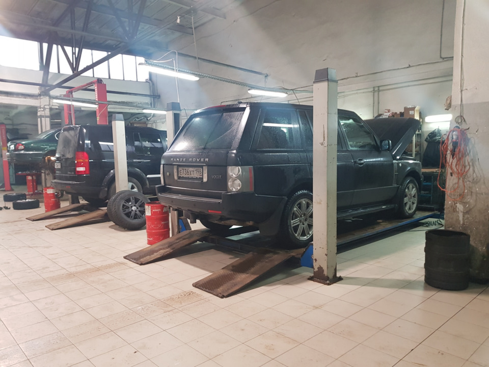 Замена масло в гидроусилителе — Land Rover Range Rover (3G), 3 л, 2006 ...