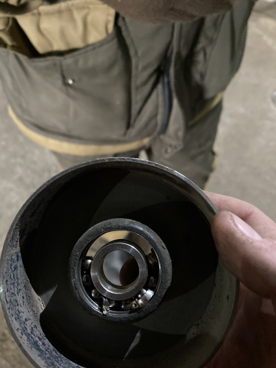 обрыв ремня генератора — Toyota Progres, 2,5 л, 2000 года | запчасти ...