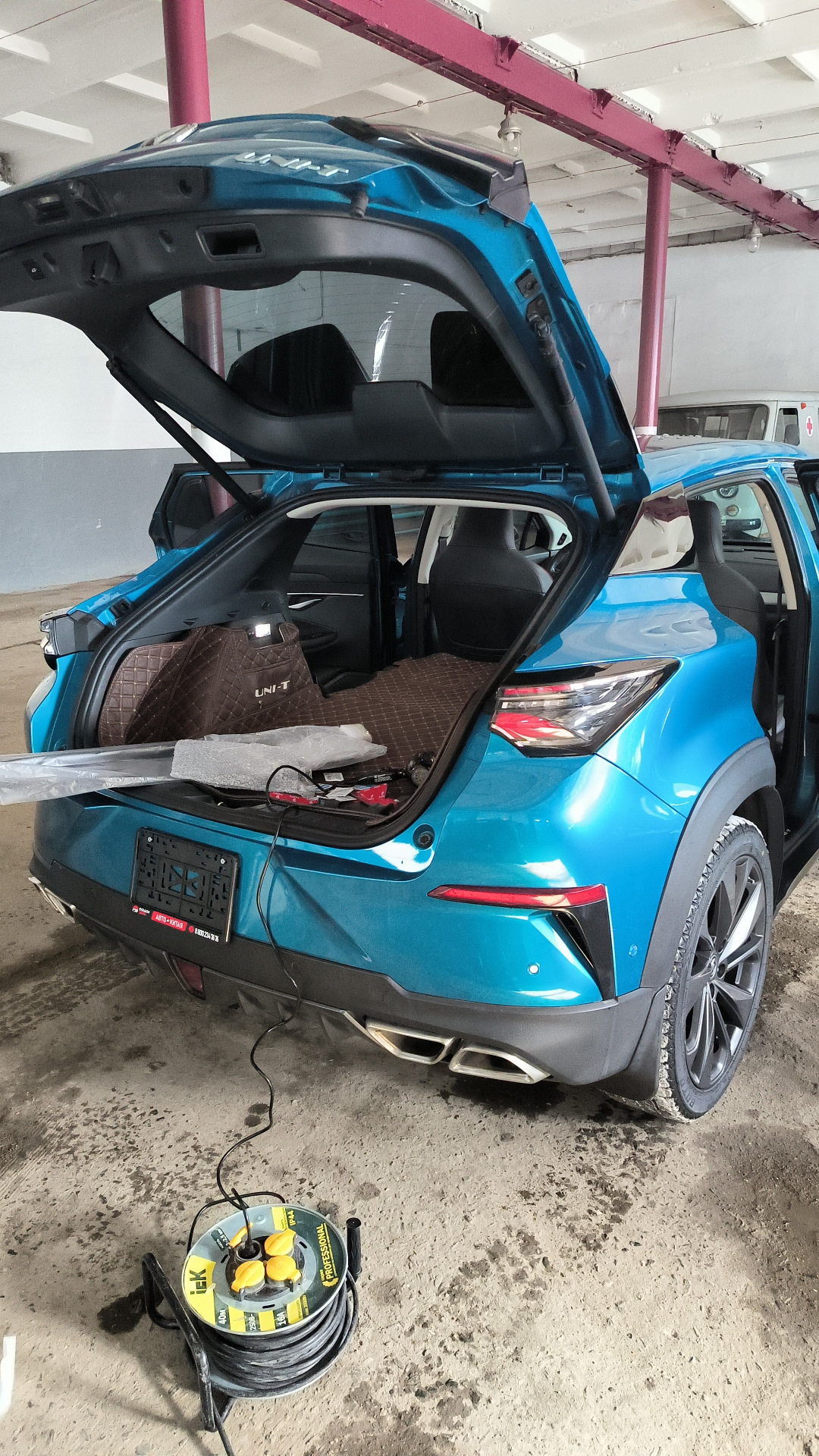 Шторка в багажник. — Changan Uni-T, 1,5 л, 2021 года | просто так | DRIVE2