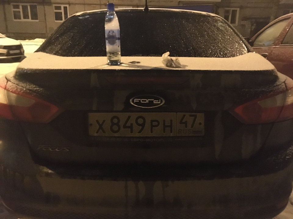 Наклейки на шильдики — Ford Focus Sedan III, 1,6 л, 2013 года ...