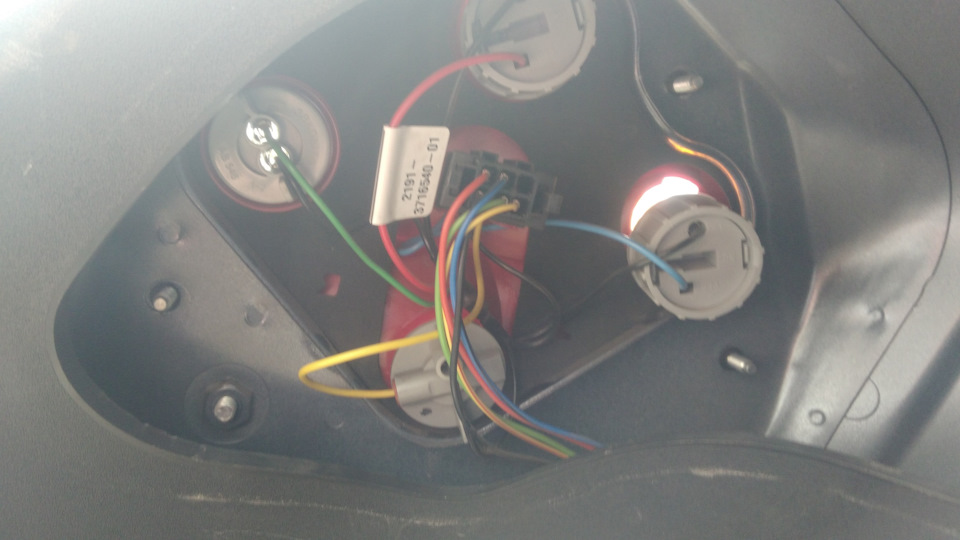 Поменял фару — Lada Гранта лифтбек, 1,6 л., 2017 года | своими руками ...