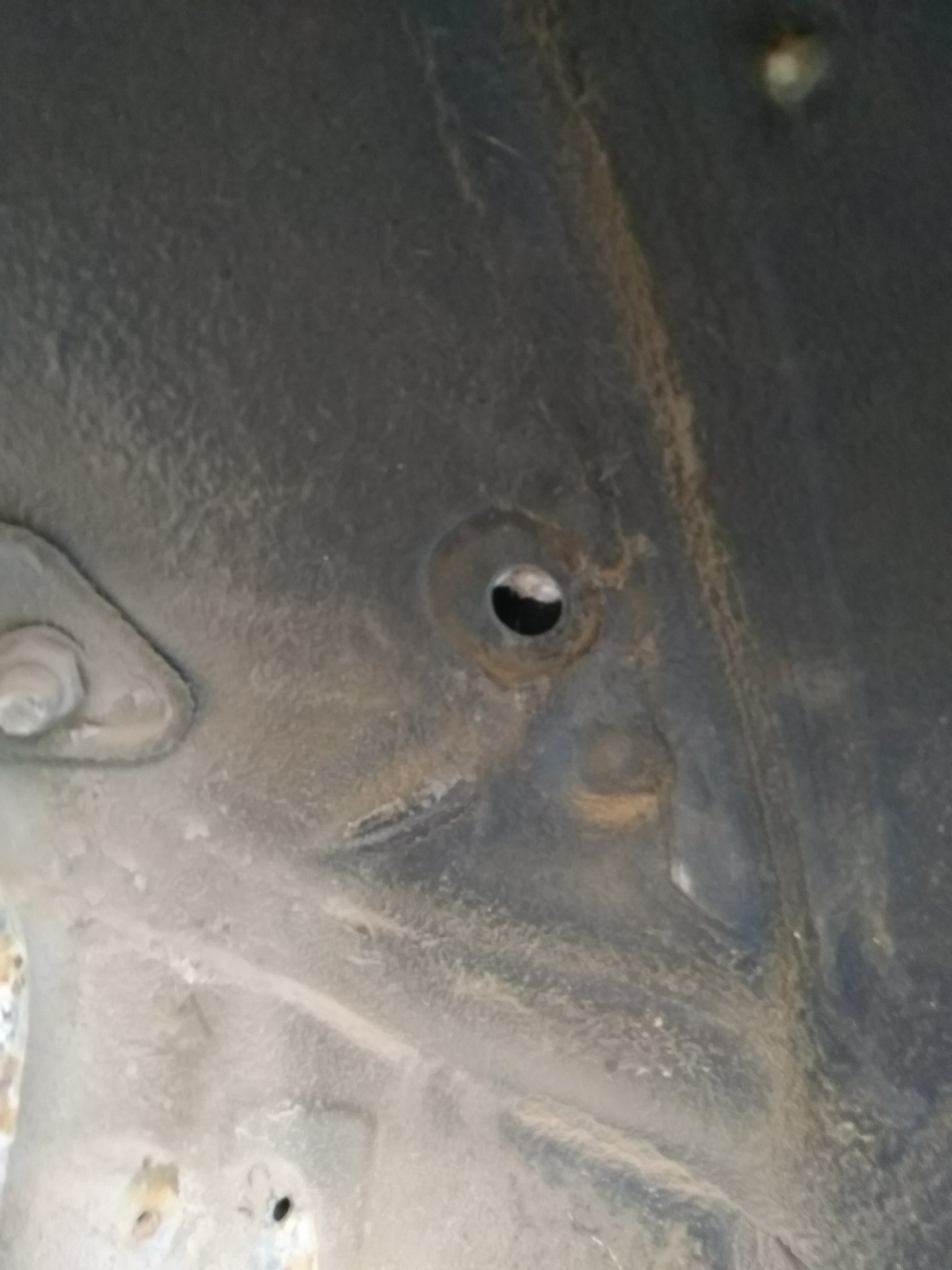 Замена заднего правого датчика АБС — DRIVE2