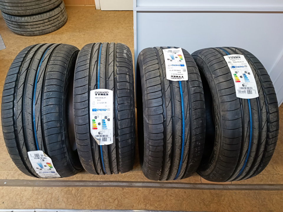 Шиномонтаж, развал-схождение, чистка кожи + анонс — Volvo V60 Cross ...