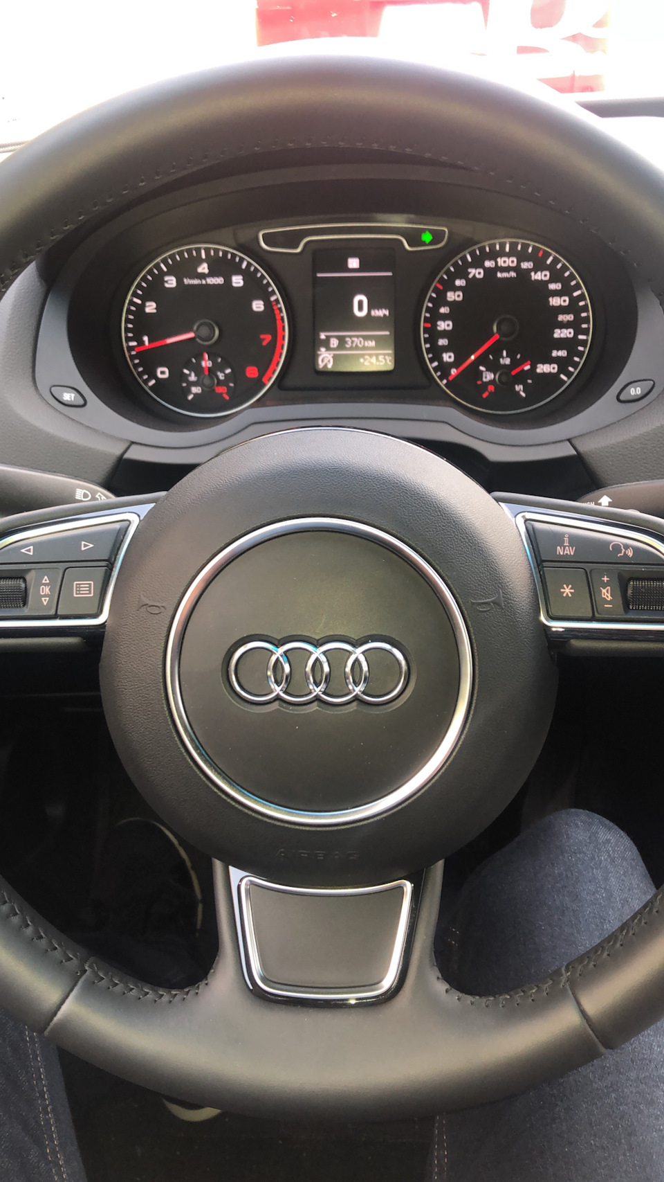 Замена руля на скошенный - Audi Q7 (2G), 3 л, 2019 года стайлинг DRIVE2