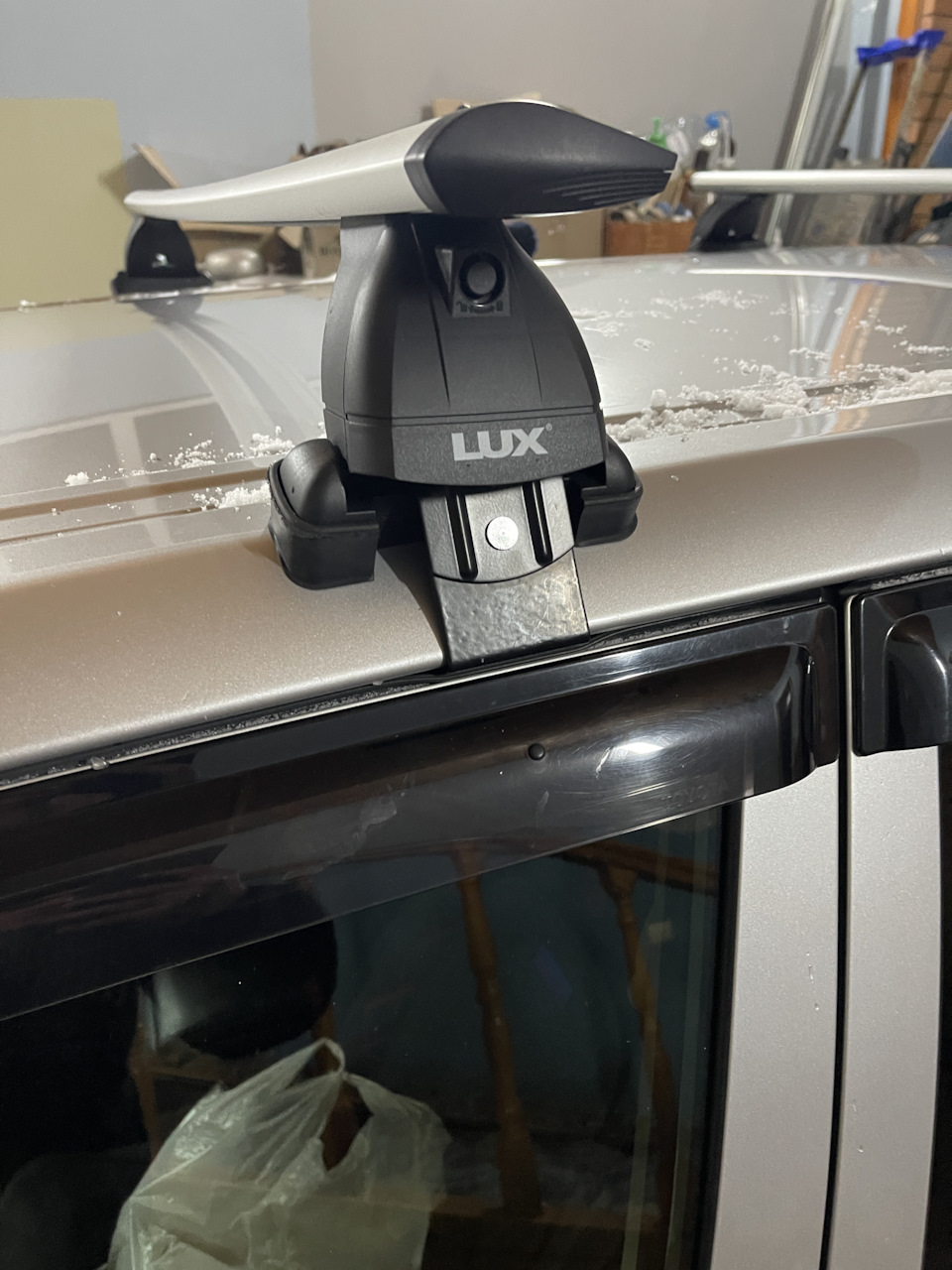 2 м. бронирование пленкой под багажник. Xc70 багажник lux drive. 1 м. багажник lux приора.