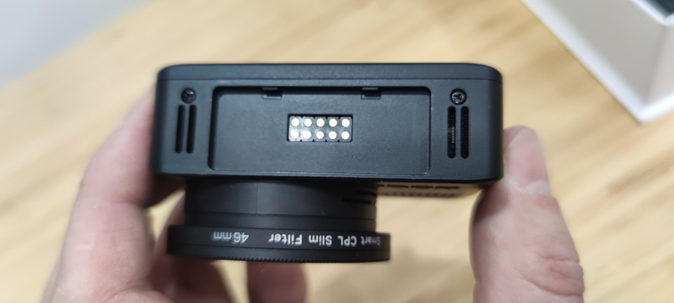 сверху магнитное крепление — Infiniti QX56 (1G)