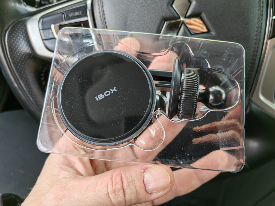 7 — Mitsubishi Outlander (3G)