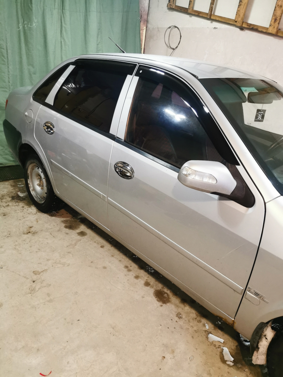 Замена ручек дверей, и установка дефлекторов окон. — Lifan Breez, 1,3 л ...