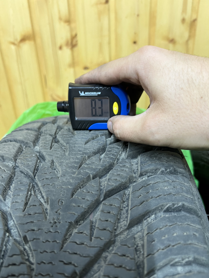 Шины зимние нешипованные Nokian 215/65 R17 на Skoda Kodiaq, Volkswagen ...