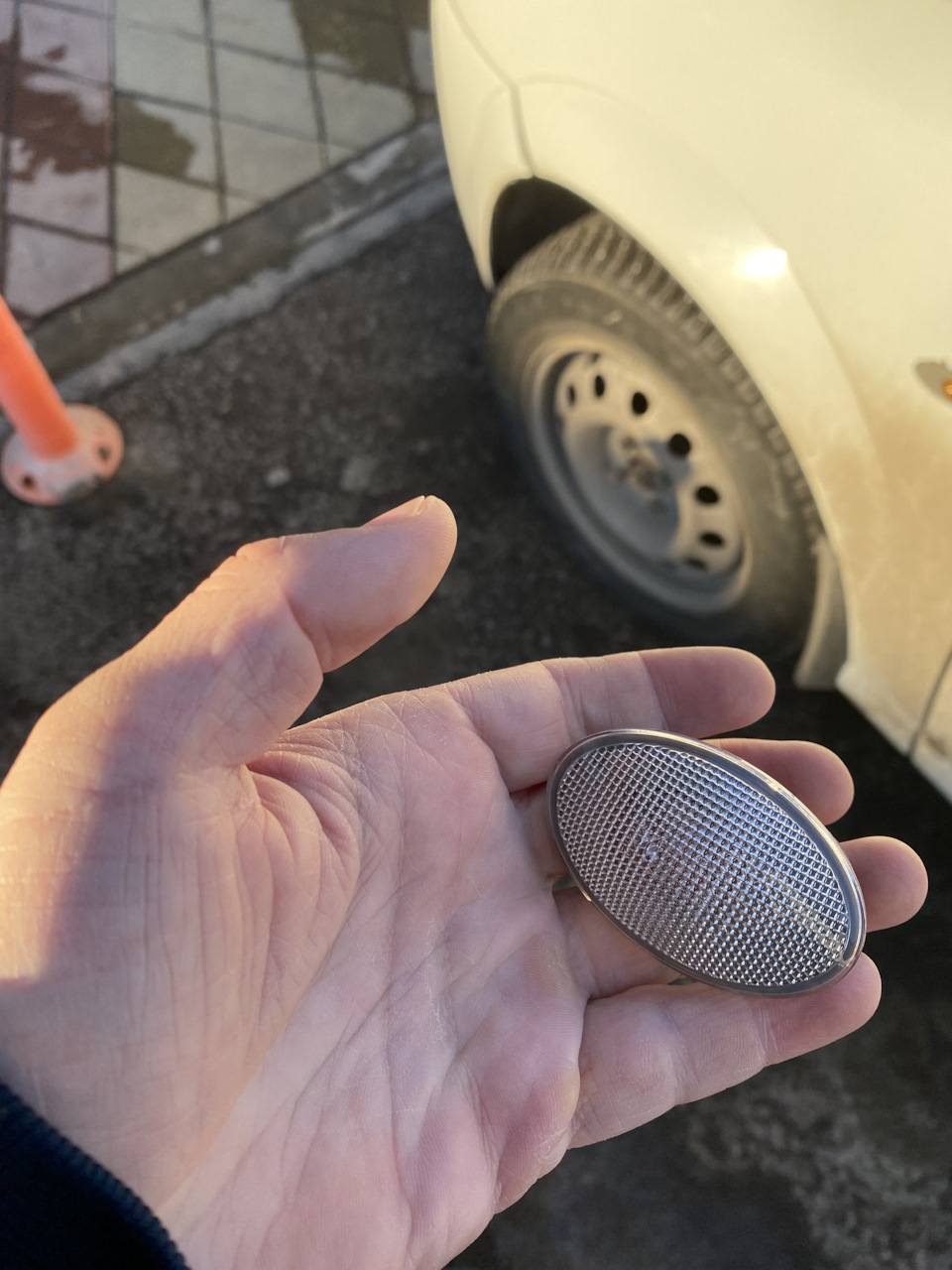 [042] Замена повторителя поворота в крыле — Opel Meriva (A), 1,3 л ...