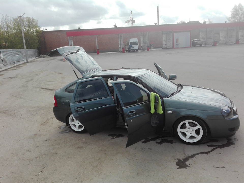 Фото в бортжурнале Lada Приора хэтчбек