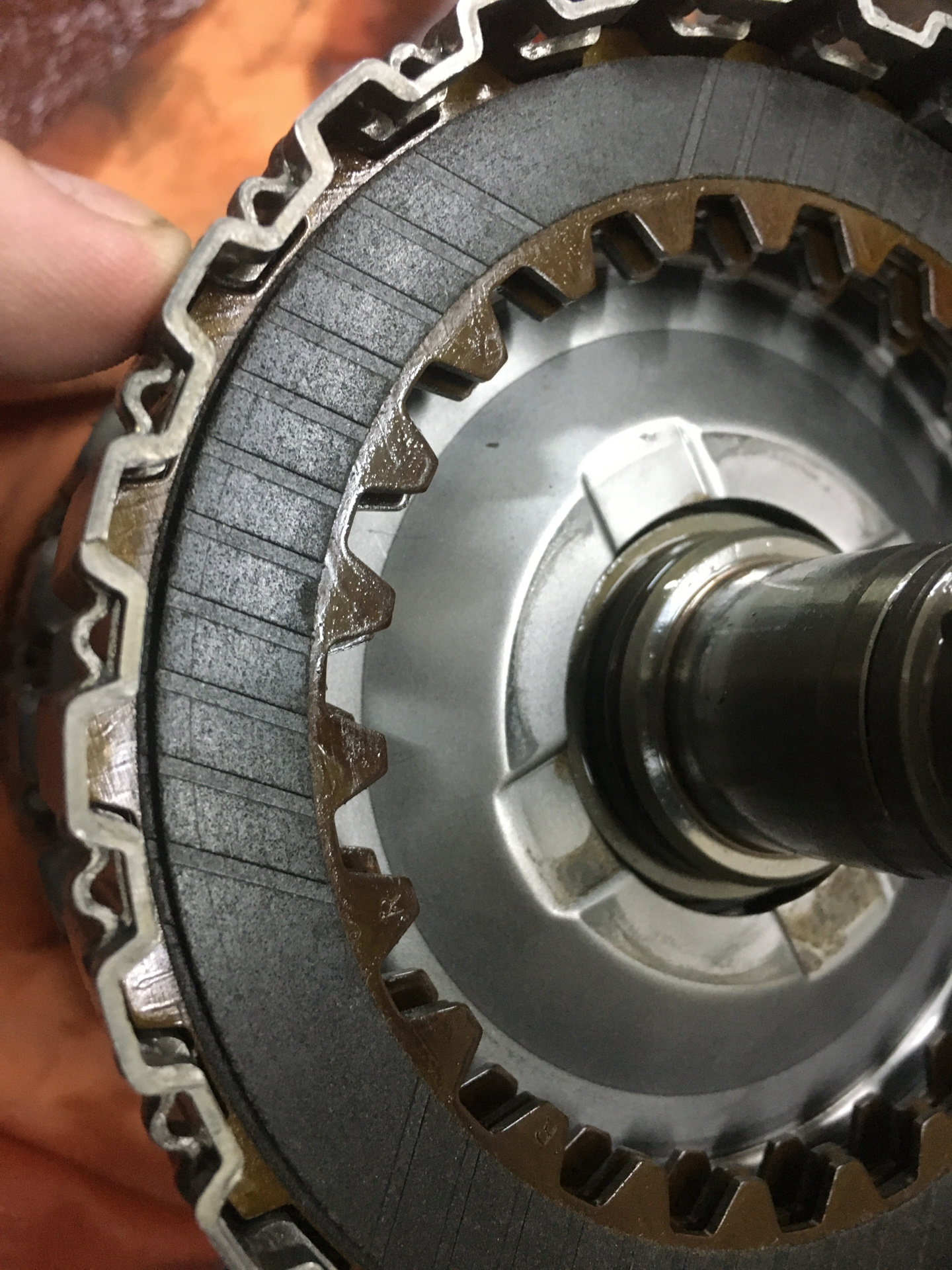 Нужна акпп. Маслонасос АКПП w4a321. 4r70w АКПП. Pinion shaft АКПП w4a32. Pinion shaft раздатки АКПП w4a32.