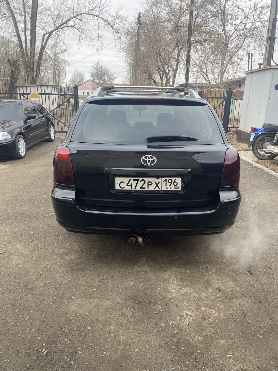 Задние фары под лак) — Toyota Avensis II, 2 л, 2004 года | просто так ...
