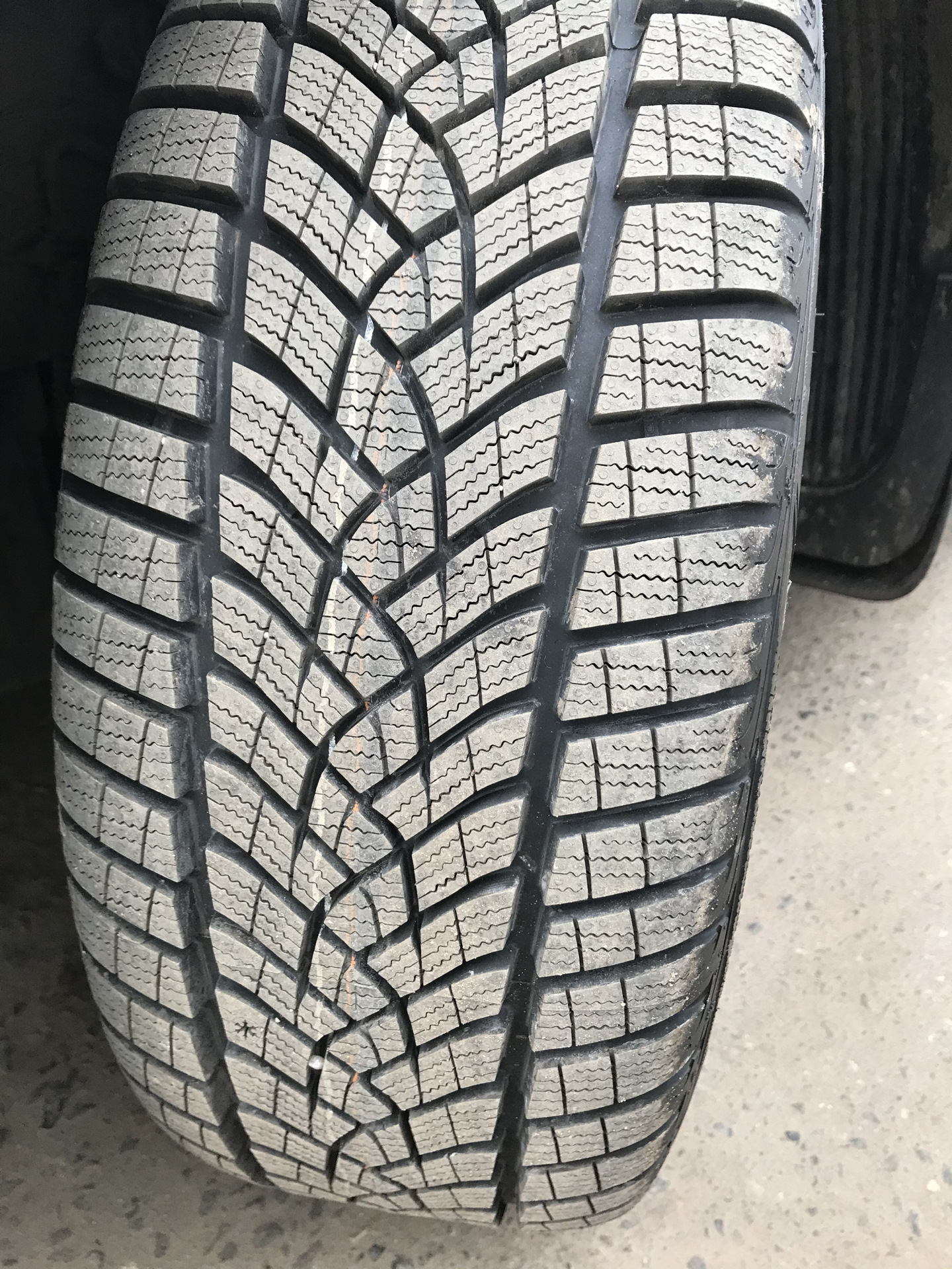 Goodyear ultragrip performance