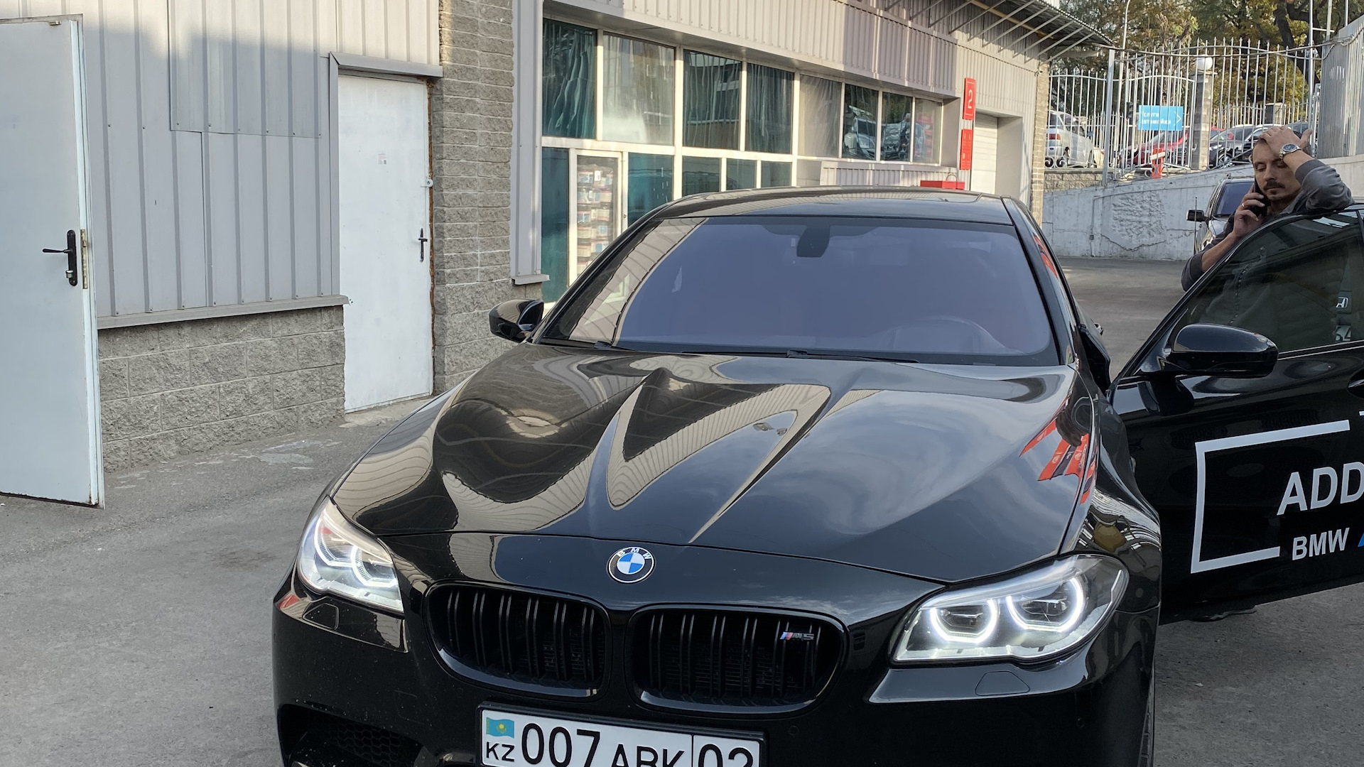 BMW M5 (F10) 4.4 бензиновый 2012 | 700 лс, EvoTech, рестайл на DRIVE2