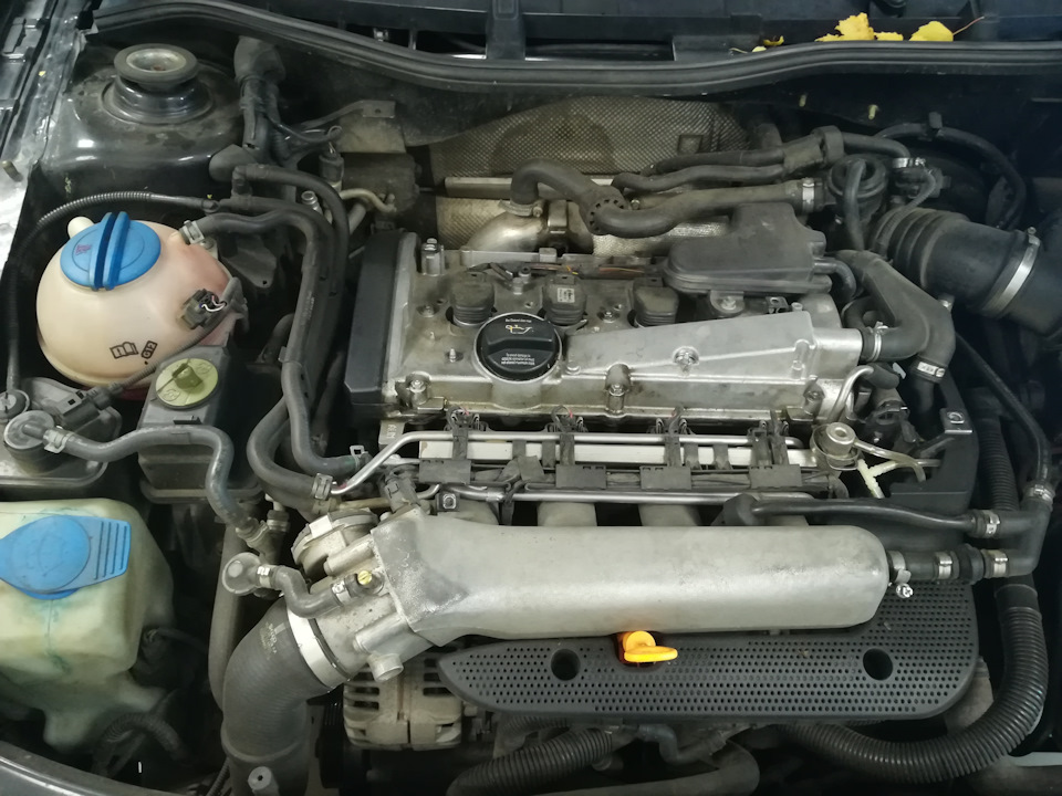 Замена прокладки под крышкой клапанов. — Skoda Octavia A4 Mk1, 1,8 л ...