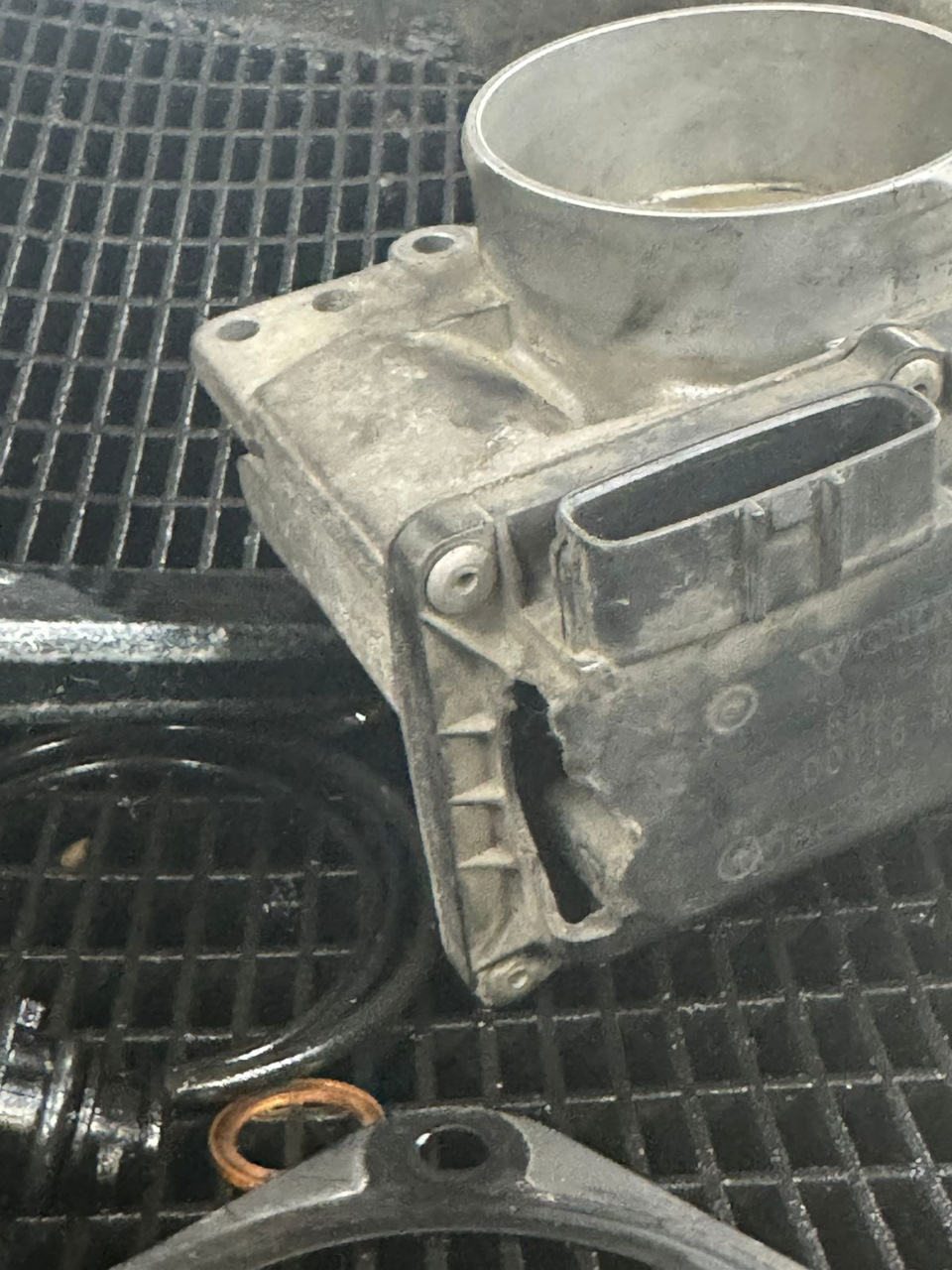 пострадавший — Volvo S60 (1G)