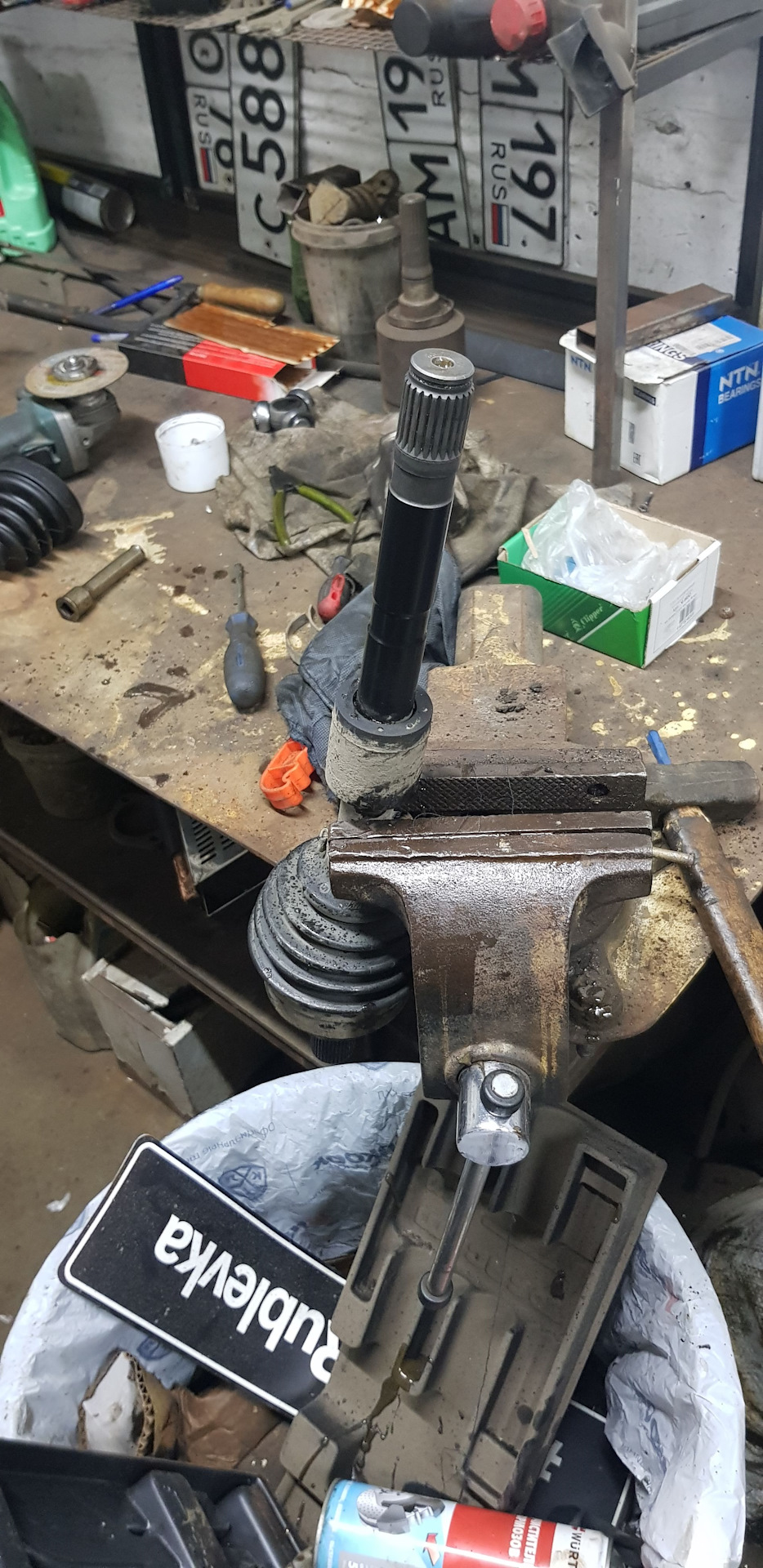 🛠️ Передние ступицы, шаровые опоры и замена пыльника привода — Volvo ...