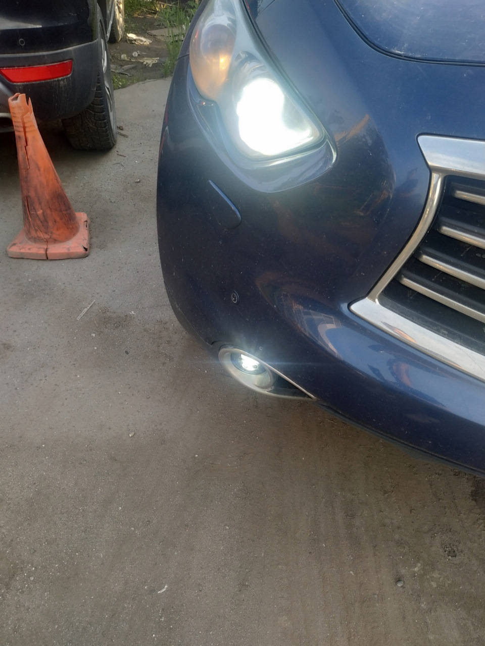 Фото в бортжурнале Infiniti QX70